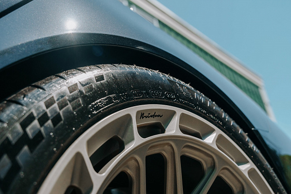Фото дисков Brixton Forged TR08 AERO1 Другой цвет на BMW 5/M5 (G60/G90)