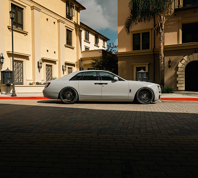 Фото дисков Vossen S17-16 на Rolls-Royce Ghost II