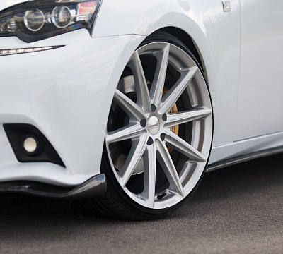Фото дисков Vossen VFS-10 на Lexus IS II