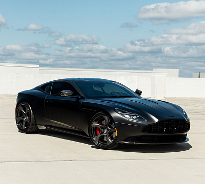 Фото дисков Anrky XR-305 на Aston Martin DB11