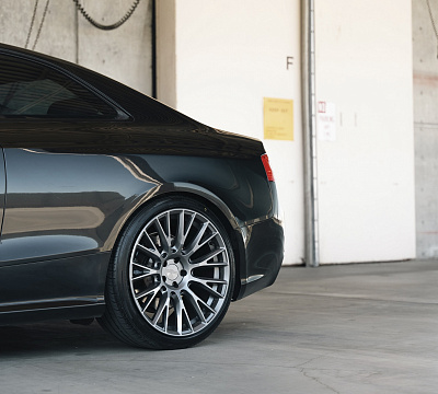 Фото дисков Rotiform LSE на Audi A/S/RS 5 (8T)