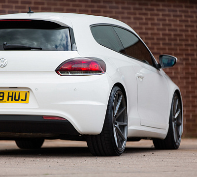 Фото дисков Vossen VFS-1 на Volkswagen Scirocco III