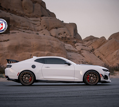 Фото дисков HRE RC104 на Chevrolet Camaro VI