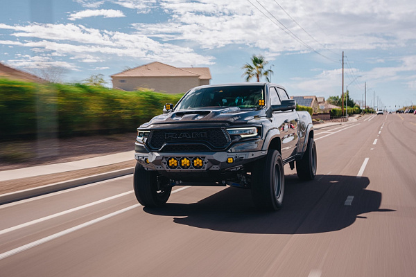 Фото дисков Brixton Forged BX03-M Сатиновый графит на Ram 1500 V