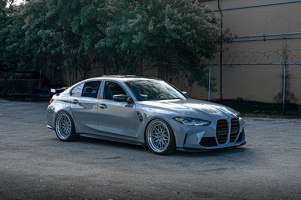 Фото дисков Strasse Wheels SM10 Track Другой цвет на BMW 3/M3 (G2x/G80)