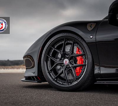 Фото дисков HRE S101SC на Ferrari F8