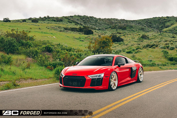 Фото дисков BC Forged HCS21 Глянцевая шампань на Audi R8 (4S)