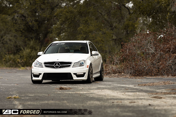 Фото дисков BC Forged HCS02 Сатиновая бронза на Mercedes-Benz C-Class (W204)