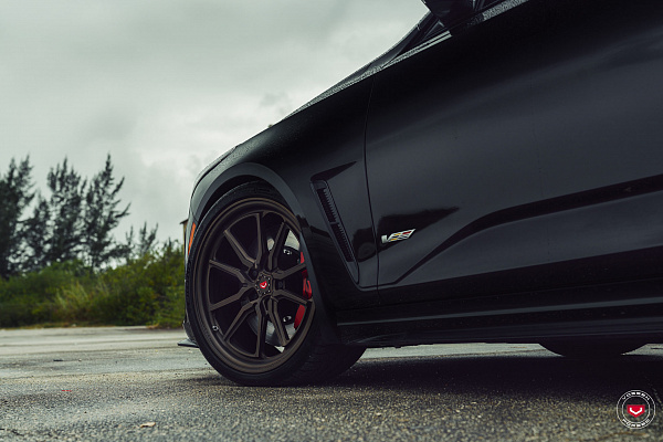 Фото дисков Vossen ML-X2 Сатиновая темная бронза на Cadillac CT4