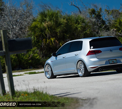Фото дисков BC Forged LE81 // MLE81 на Volkswagen Golf VII