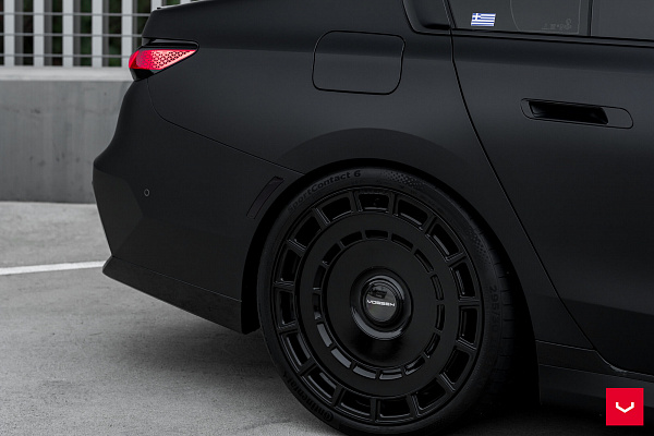 Фото дисков Vossen HF-9 Черный глянец на BMW 7 (G70)