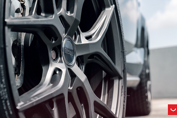 Фото дисков Vossen HF-5 Сатиновый графит на Lexus LX III