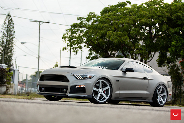 Фото дисков Vossen CV3 Серебро на Ford Mustang VI