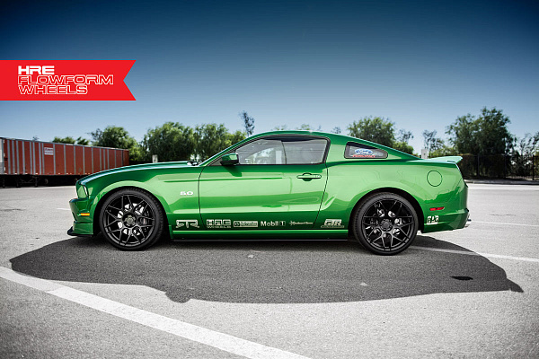 Фото дисков HRE FF01 Черный сатин на Ford Mustang V