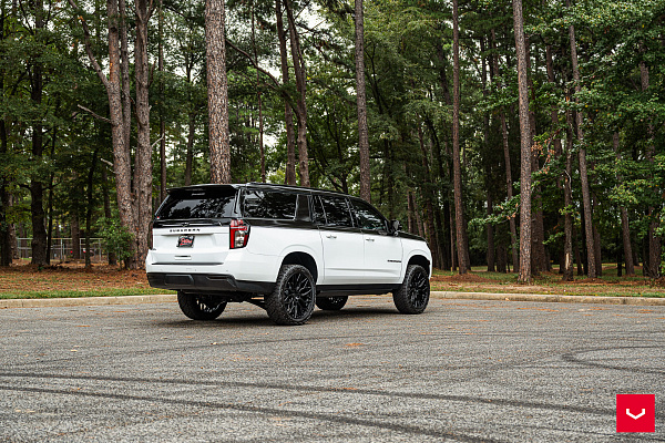 Фото дисков Vossen HF6-3 Черный глянец на Chevrolet Suburban XII