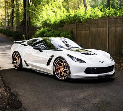 Фото дисков Savini SV67 на Chevrolet Corvette C7