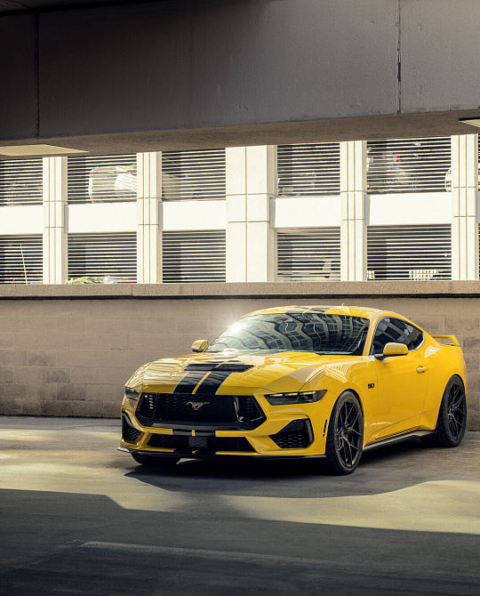 Фото дисков HF-5 Черный сатин на Ford Mustang VII