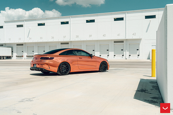 Фото дисков Vossen HF-2 Черный глянец на Mercedes-Benz E-Class (W213, S213, C238)