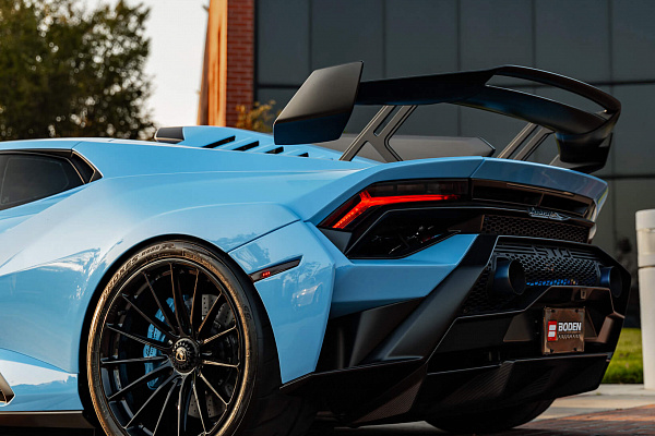 Lamborghini Huracan STO UGR