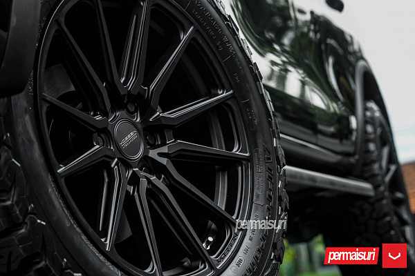 Фото дисков Vossen HF6-1 Черный сатин на Toyota Fortuner II