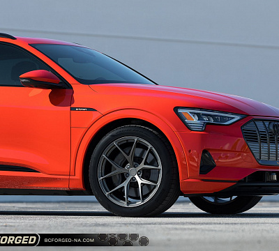 Фото дисков BC Forged RZ21 на Audi E-tron