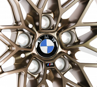 BMW 1000M