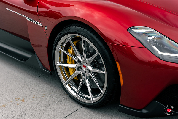 Фото дисков Vossen EVO-2 Полированный лак на Maserati MC20
