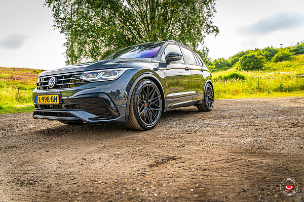 Фото дисков Vossen EVO-2 Черный сатин на Volkswagen Tiguan II