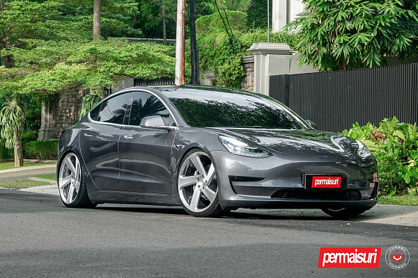 Фото дисков Vossen CG-210T Глянцевый лак на Tesla Model 3