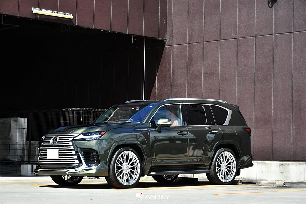 Фото дисков Anrky AN20 Полированный лак на Lexus LX III