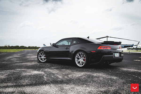 Фото дисков Vossen VFS-6 Серебро на Chevrolet Camaro V