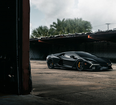 Фото дисков Vossen VPS-1 на Lamborghini Revuelto