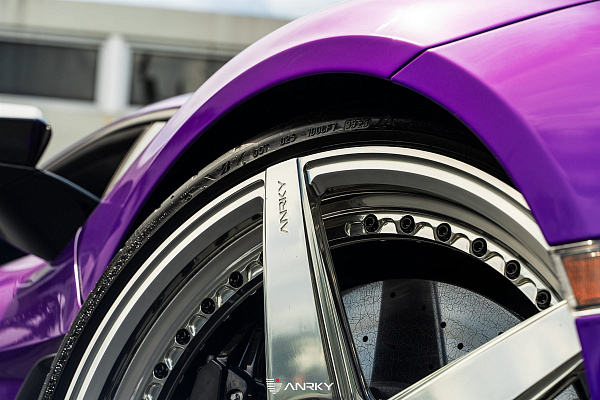 Фото дисков Anrky RS5.2 Полированный лак на Lamborghini Revuelto