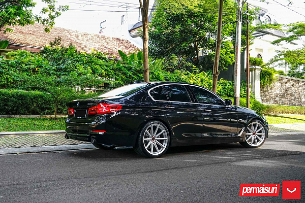 Фото дисков Vossen VFS-10 Серебро на BMW 5/M5 (G30/F90)