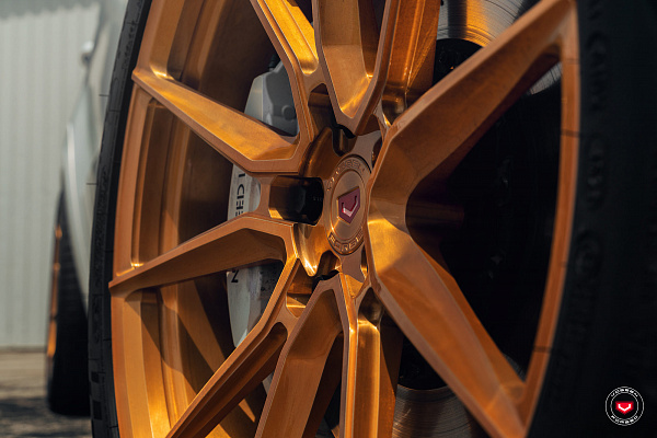 Фото дисков Vossen EVO-2 Глянцевая медь на Jeep Grand Cherokee IV