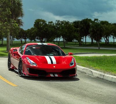 Фото дисков Vossen EVO-5 на Ferrari 488