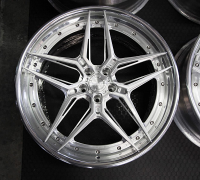 ADV.1 ADV510 Track Spec Advanced Series