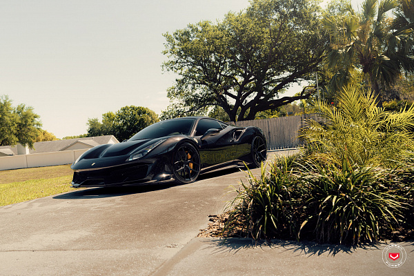 Фото дисков Vossen S21-01 Черный сатин на Ferrari 488