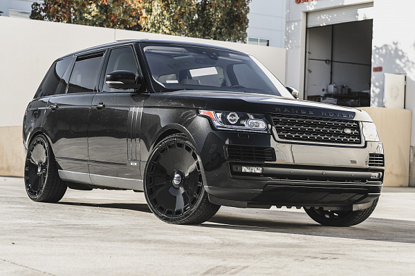 Фото дисков Giovanna Dicotto Черный глянец на Land Rover Range Rover IV
