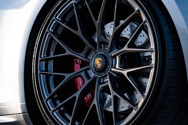 Фото дисков Anrky AN10 Глянцевый лак на Porsche 911 VIII