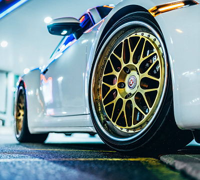 Фото дисков HRE 300 на Porsche 911 VIII