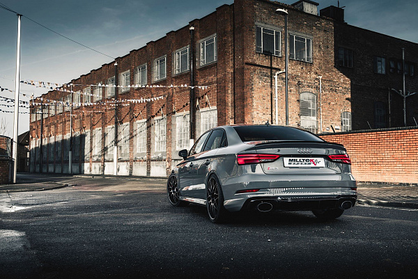 Фото дисков HRE RC100 Черный сатин на Audi A/S/RS 3 (8V)