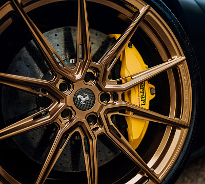 Фото дисков Vossen EVO-2R на Ferrari F12