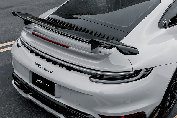 Фото дисков Brixton Forged R11-RS Черный глянец на Porsche 911 VIII