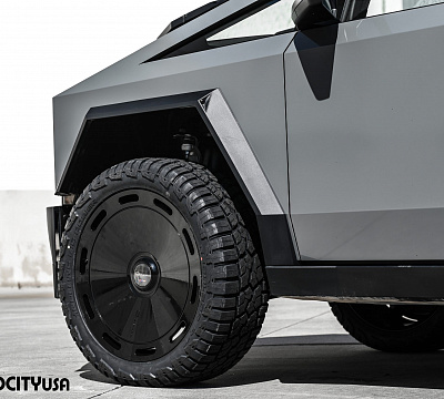 Фото дисков Giovanna Amur на Tesla Cybertruck