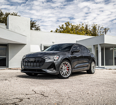 Фото дисков Vossen HF-4T на Audi E-tron
