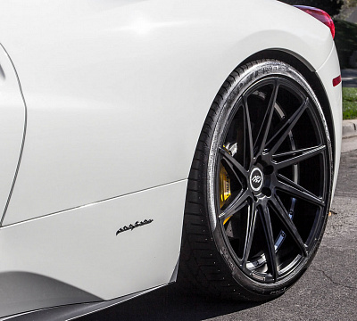 Фото дисков CEC C26 на Ferrari 458