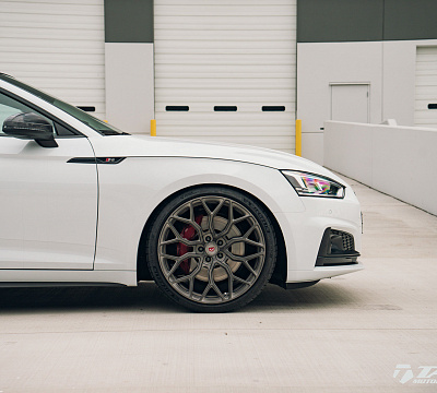 Фото дисков Vossen S17-01 на Audi A/S/RS 5 (F5)