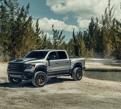 Фото дисков Vossen HF6-4 на Ram 1500 V