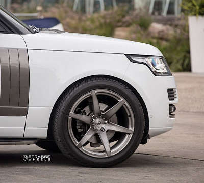 Фото дисков Strasse Wheels S6 Deep Concave Monoblock на Land Rover Range Rover IV